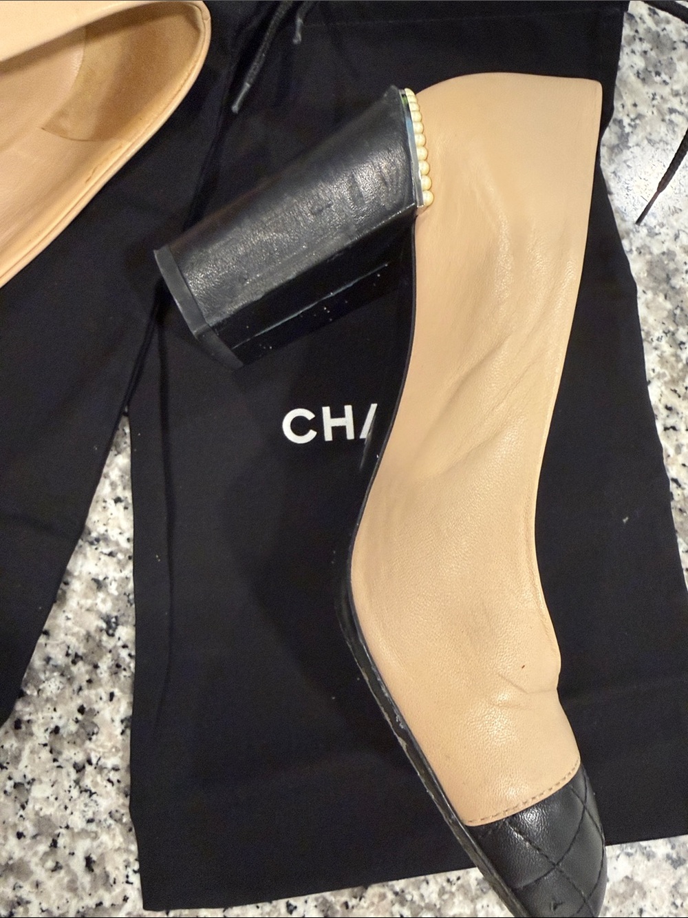 CHANEL Two-Tone Beige Leather Pumps with Black Quilted Cap Toe - Picture 3 of 15
